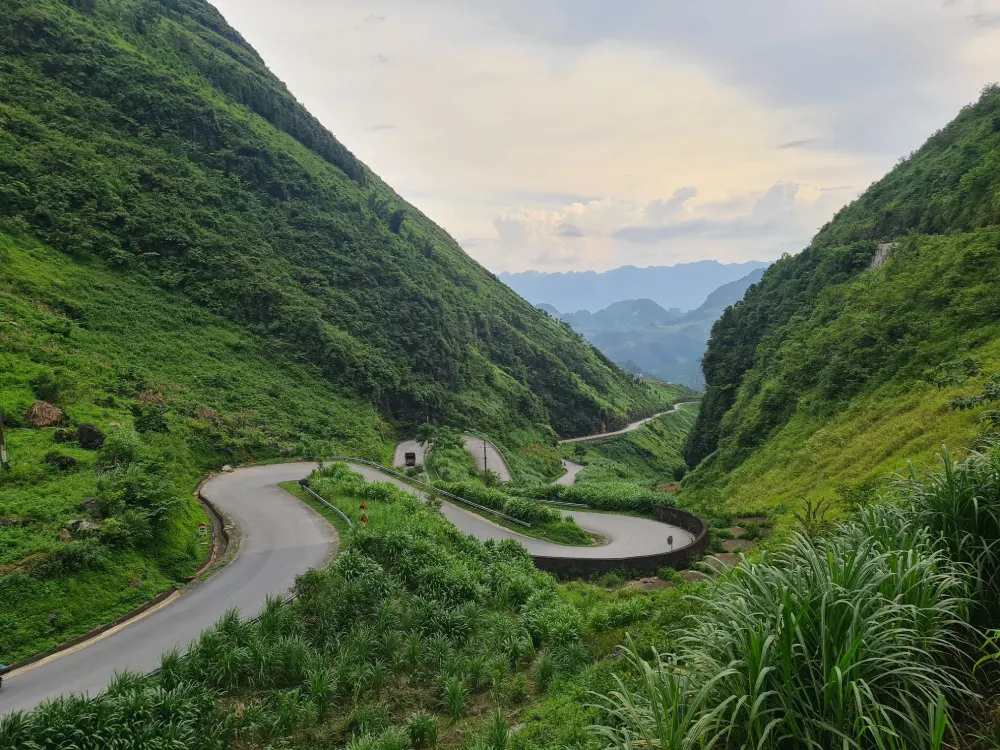 Tham Ma Pass - Ha Giang Loop