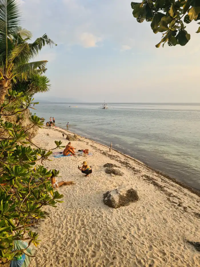 White Beach Moalboal