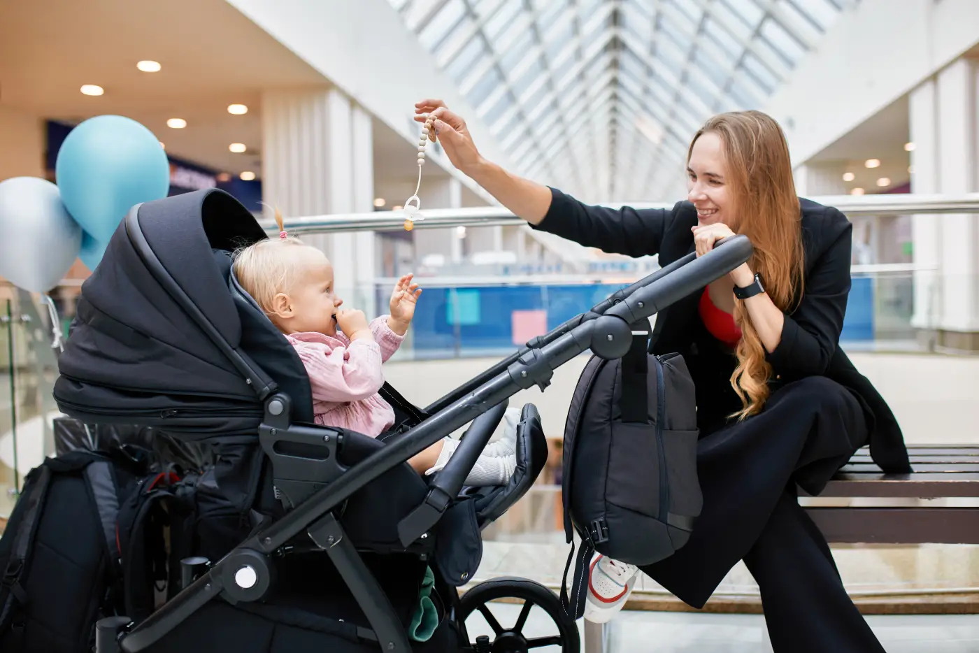 Mag je een kinderwagen meenemen in het vliegtuig?