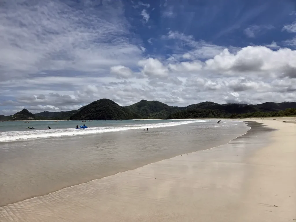 Surfen op Selong Belanak beach